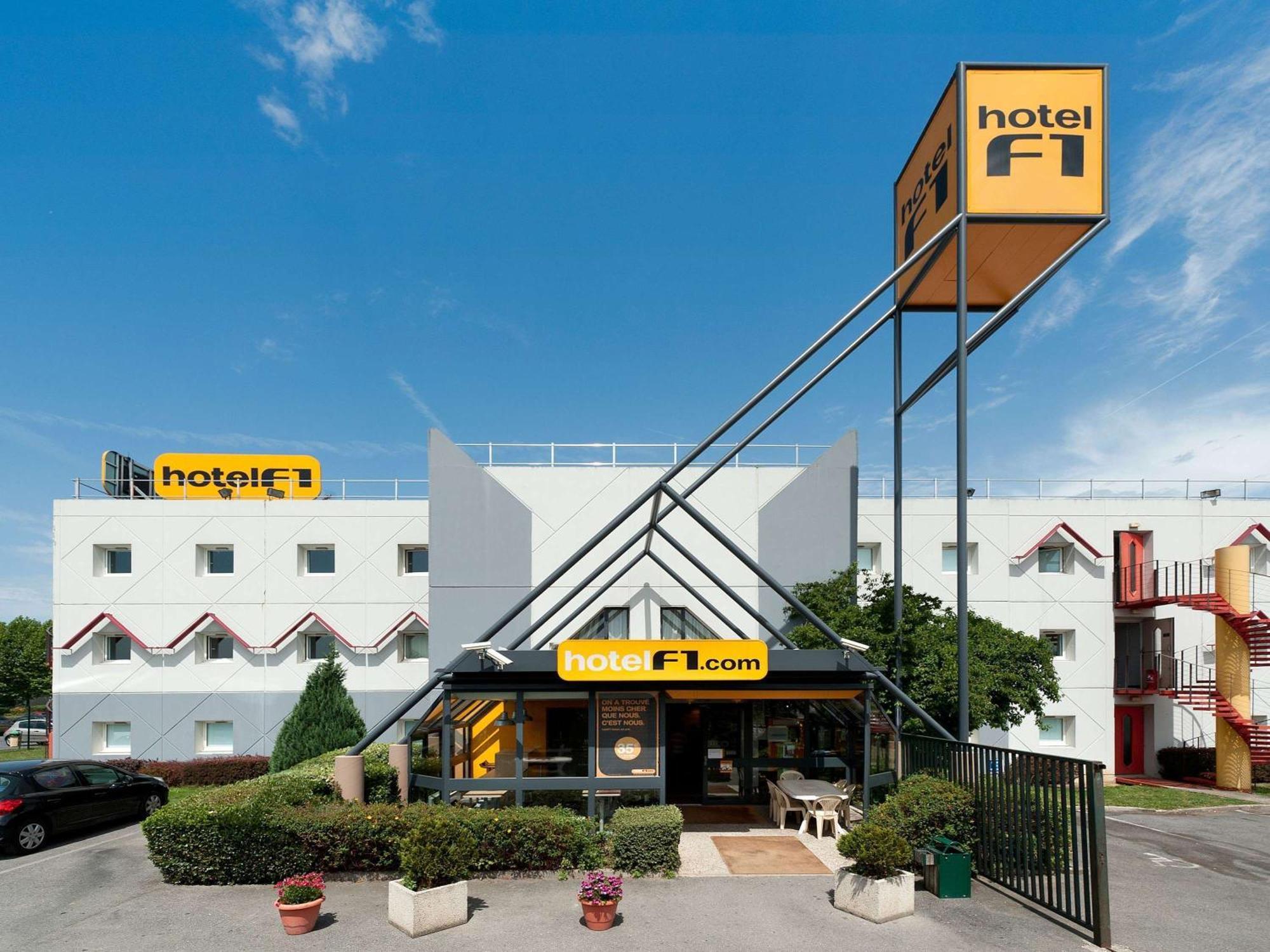 Hotelf1 Avignon Nord ソルグ エクステリア 写真