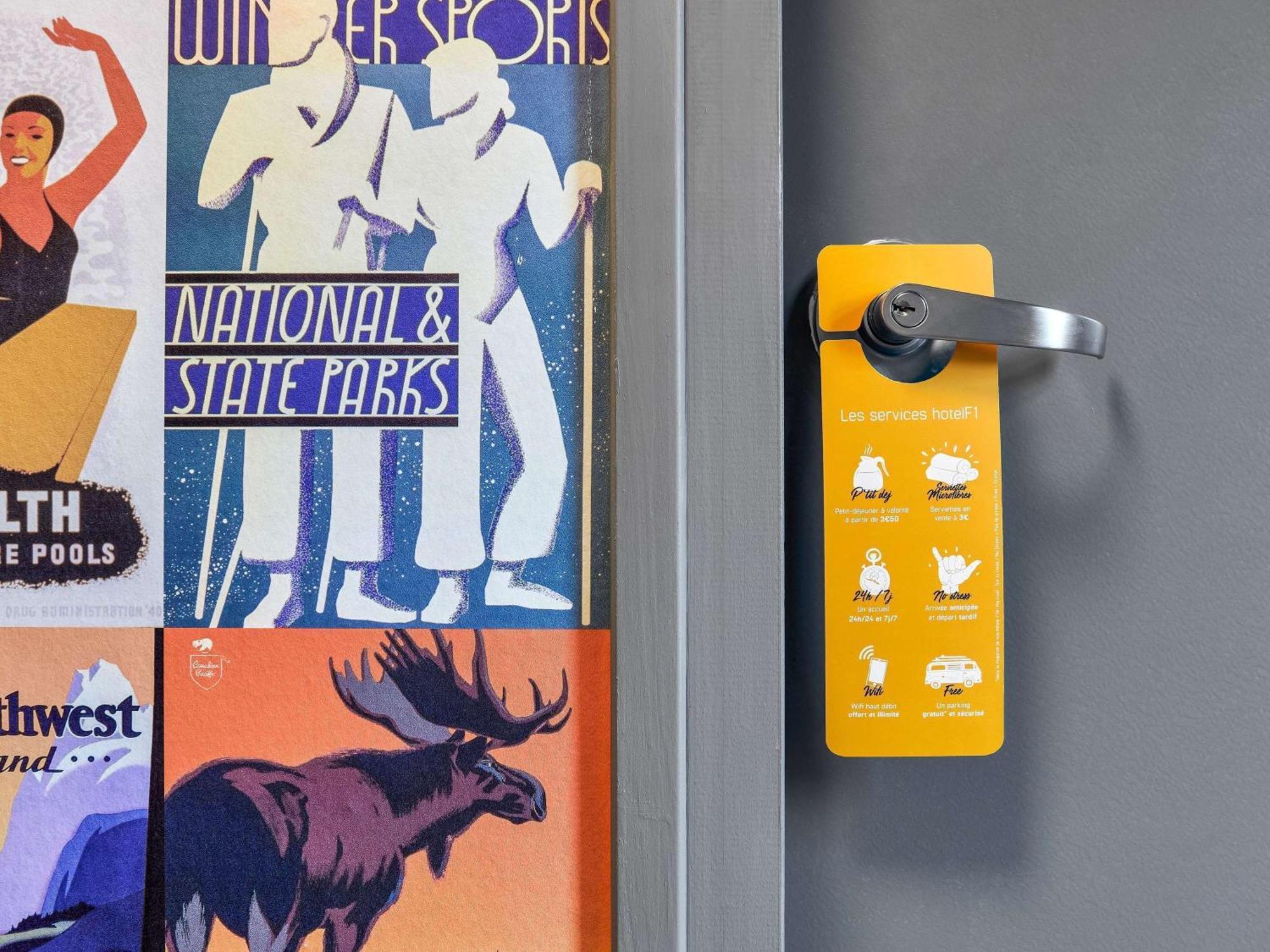 Hotelf1 Avignon Nord ソルグ エクステリア 写真